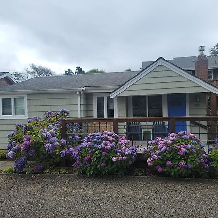 Hotel The Waves Cannon Beach Exterior foto