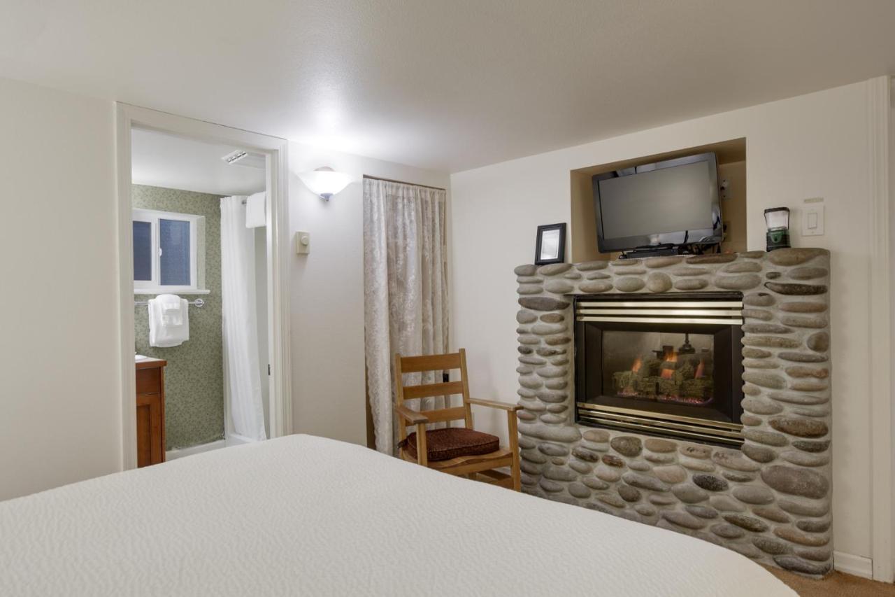 Hotel The Waves Cannon Beach Exterior foto